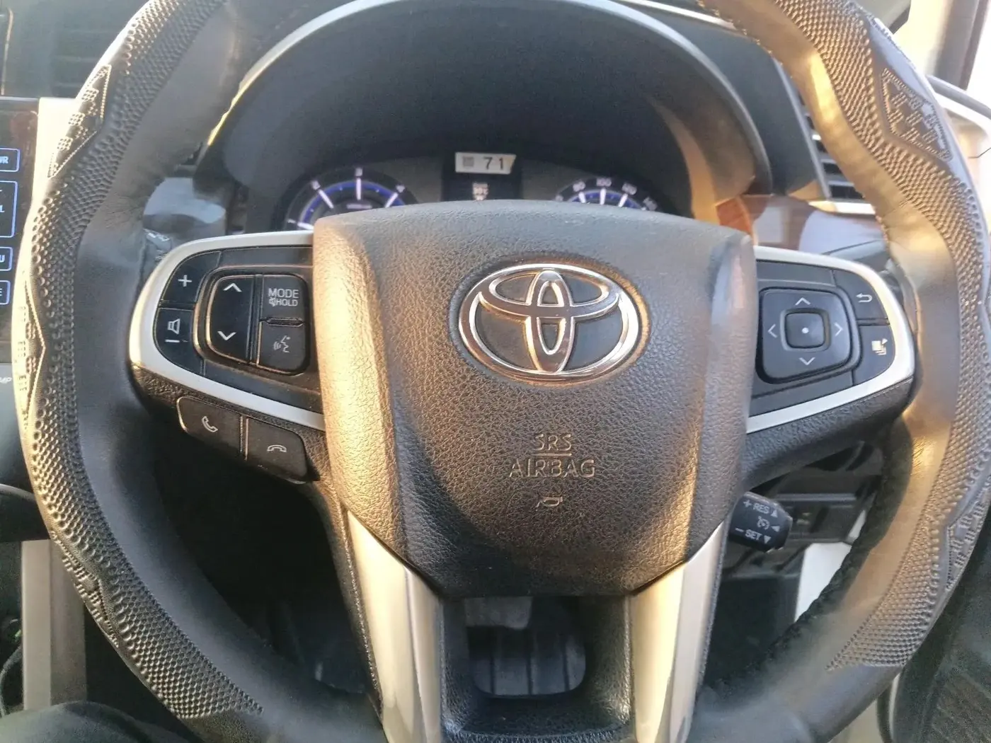2016 Toyota Innova Crysta 2.8 ZX AT 7 STR, Diesel, Automatic, 2,32,118 km, interior