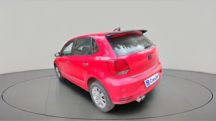 2015 Volkswagen Polo HIGHLINE1.2L, Petrol, Manual, 1,35,545 km, exterior