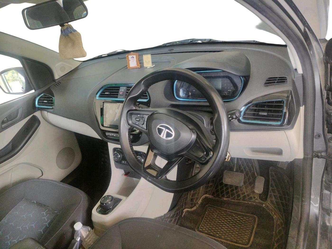 2024 Tata TIAGO EV XT MEDIUM RANGE, Electric, Automatic, 34,333 km, interior