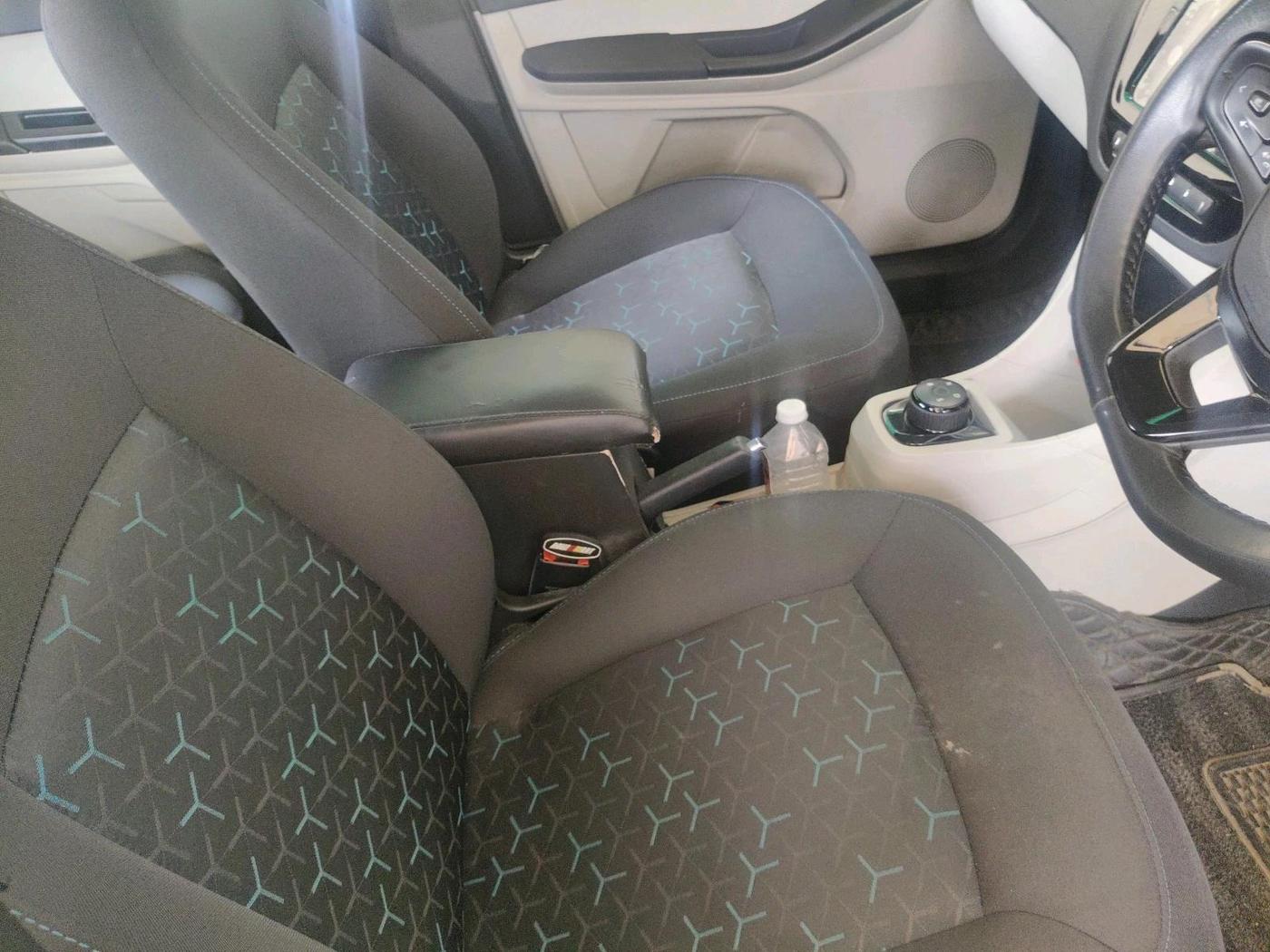 2024 Tata TIAGO EV XT MEDIUM RANGE, Electric, Automatic, 34,333 km, interior