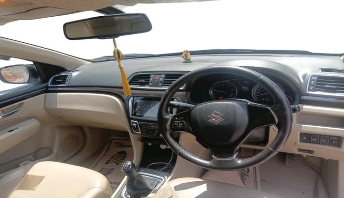 2017 Maruti Ciaz ALPHA DIESEL 1.3, Diesel, Manual, 97,836 km, interior