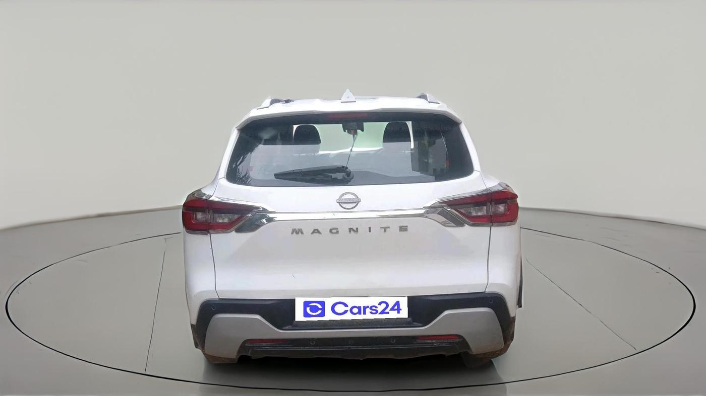 2022 Nissan MAGNITE XE, CNG, Manual, 32,025 km, exterior