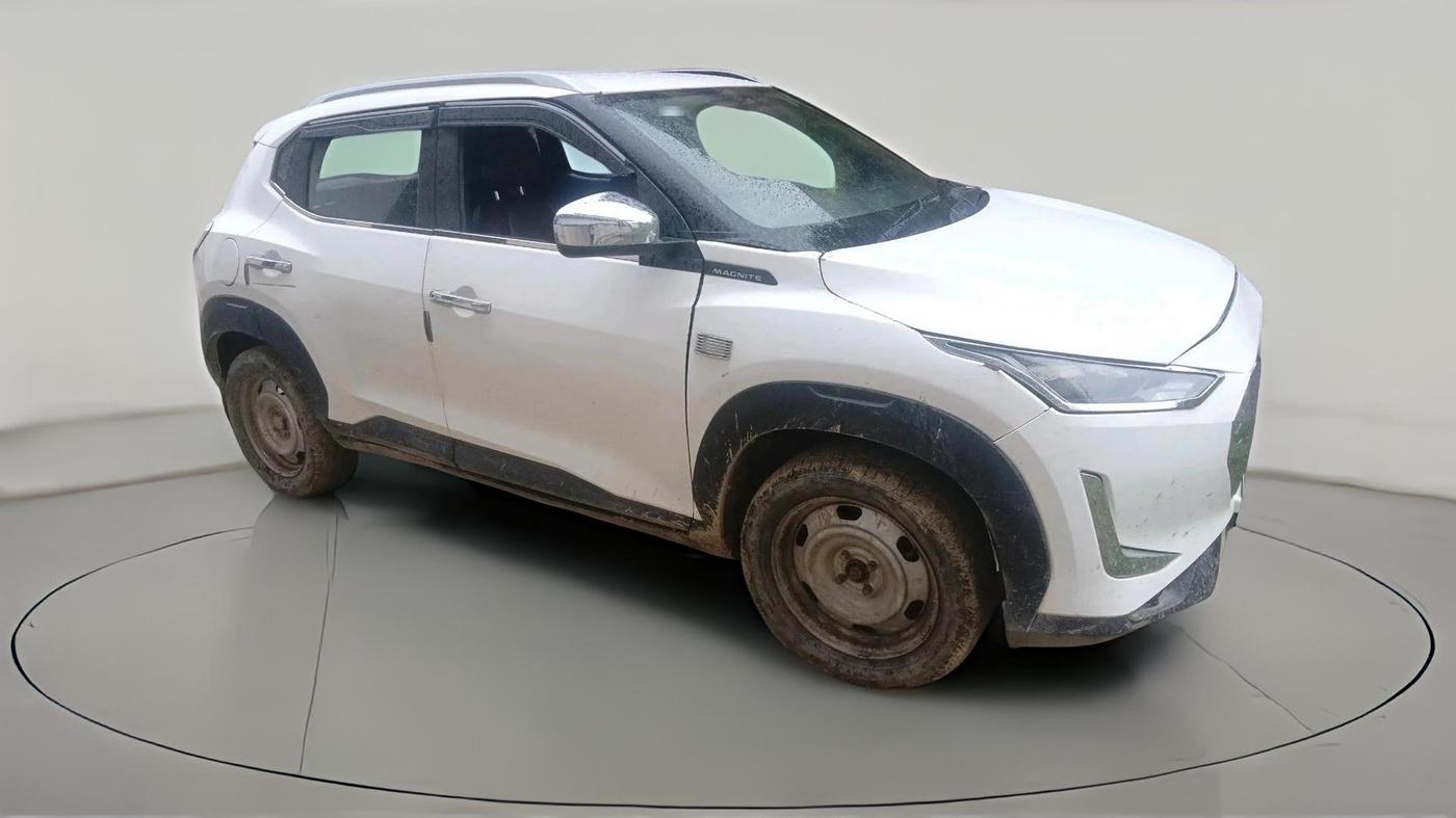 2022 Nissan MAGNITE XE, CNG, Manual, 32,025 km, exterior