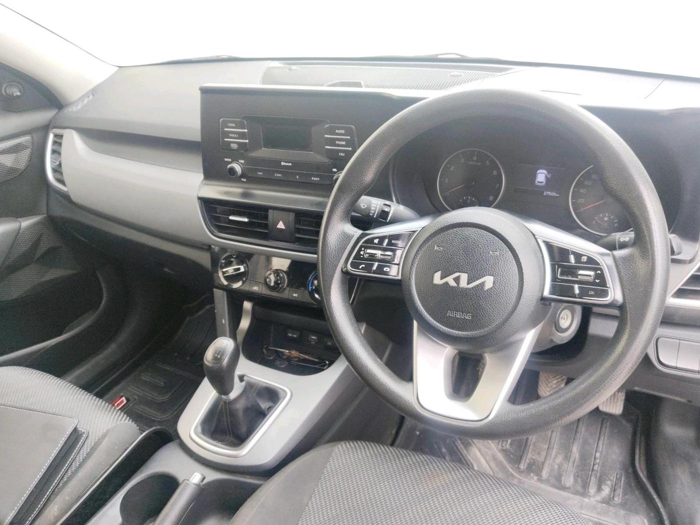 2021 KIA SELTOS HTE 1.5 PETROL, Petrol, Manual, 27,503 km, interior