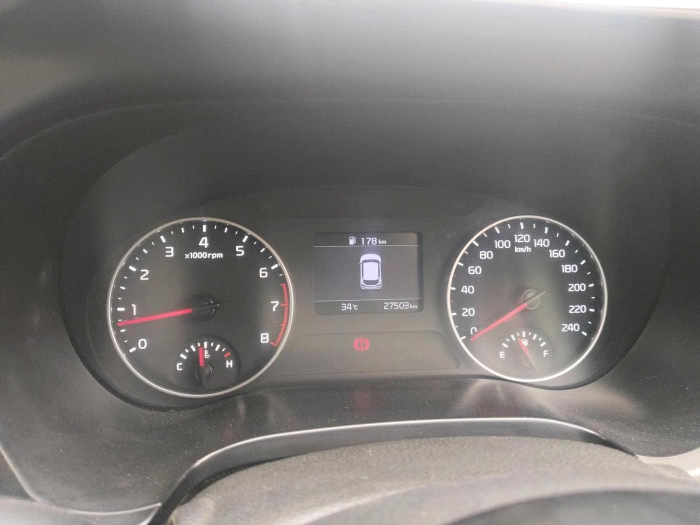 2021 KIA SELTOS HTE 1.5 PETROL, Petrol, Manual, 27,503 km, interior