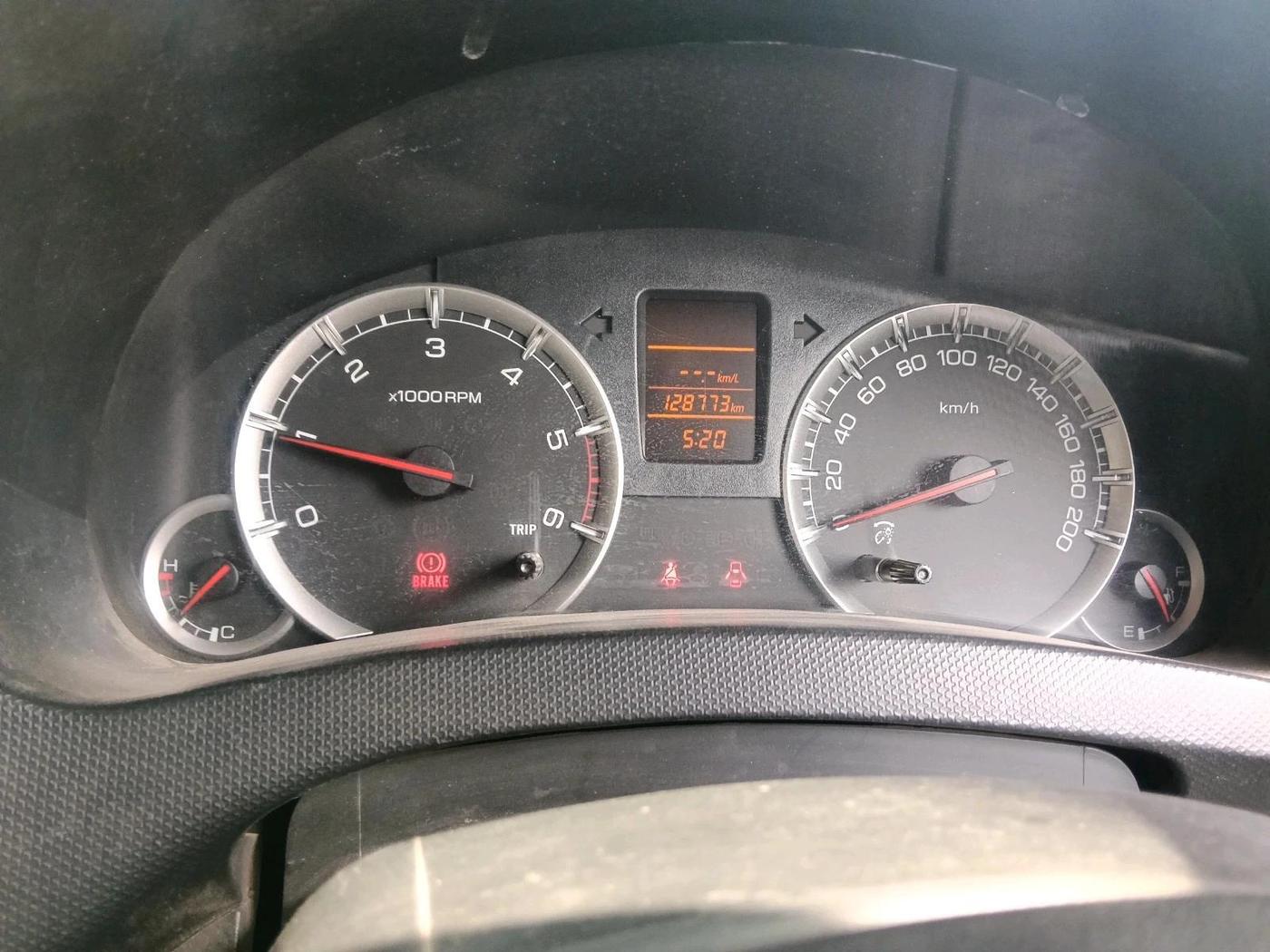 2017 Maruti Swift VDI, Diesel, Manual, 1,28,773 km, interior