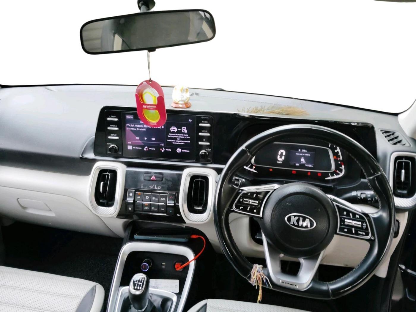 2021 KIA SONET HTX 1.0 IMT, Petrol, Manual, 70,165 km, interior