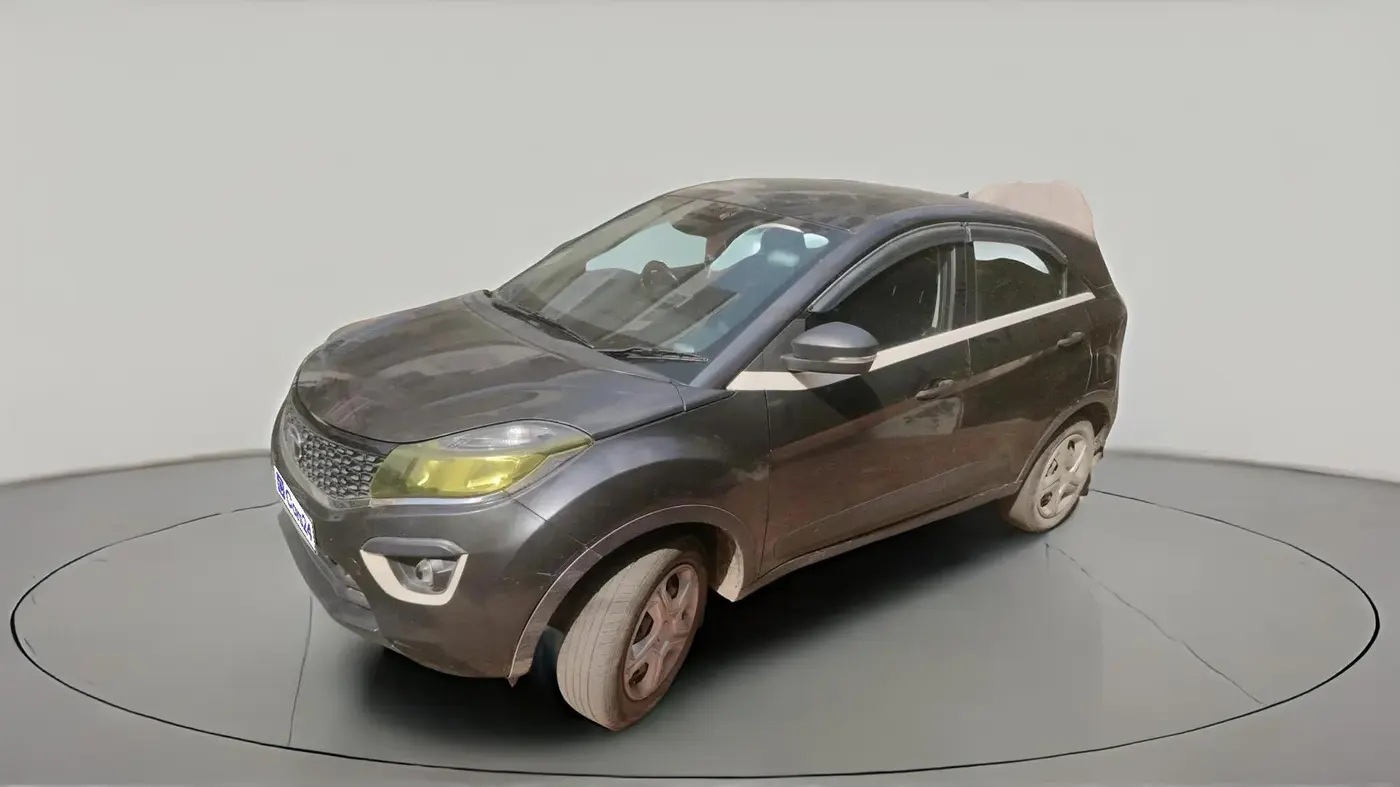 2018 Tata NEXON XM PETROL, CNG, Manual, 1,33,640 km, exterior