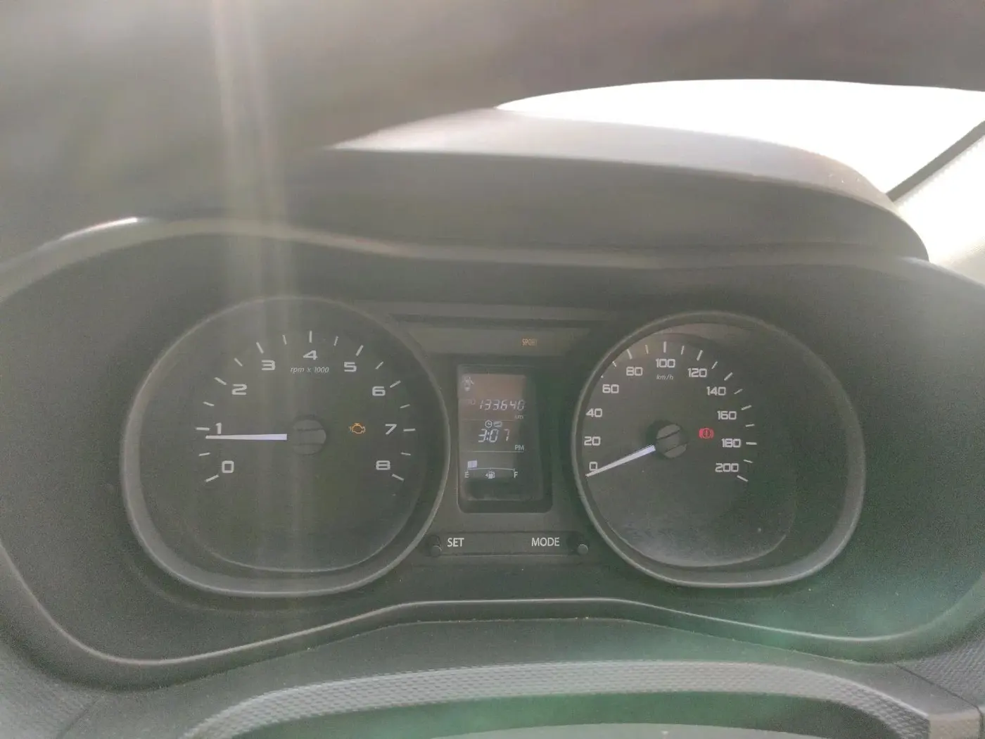 2018 Tata NEXON XM PETROL, CNG, Manual, 1,33,640 km, interior