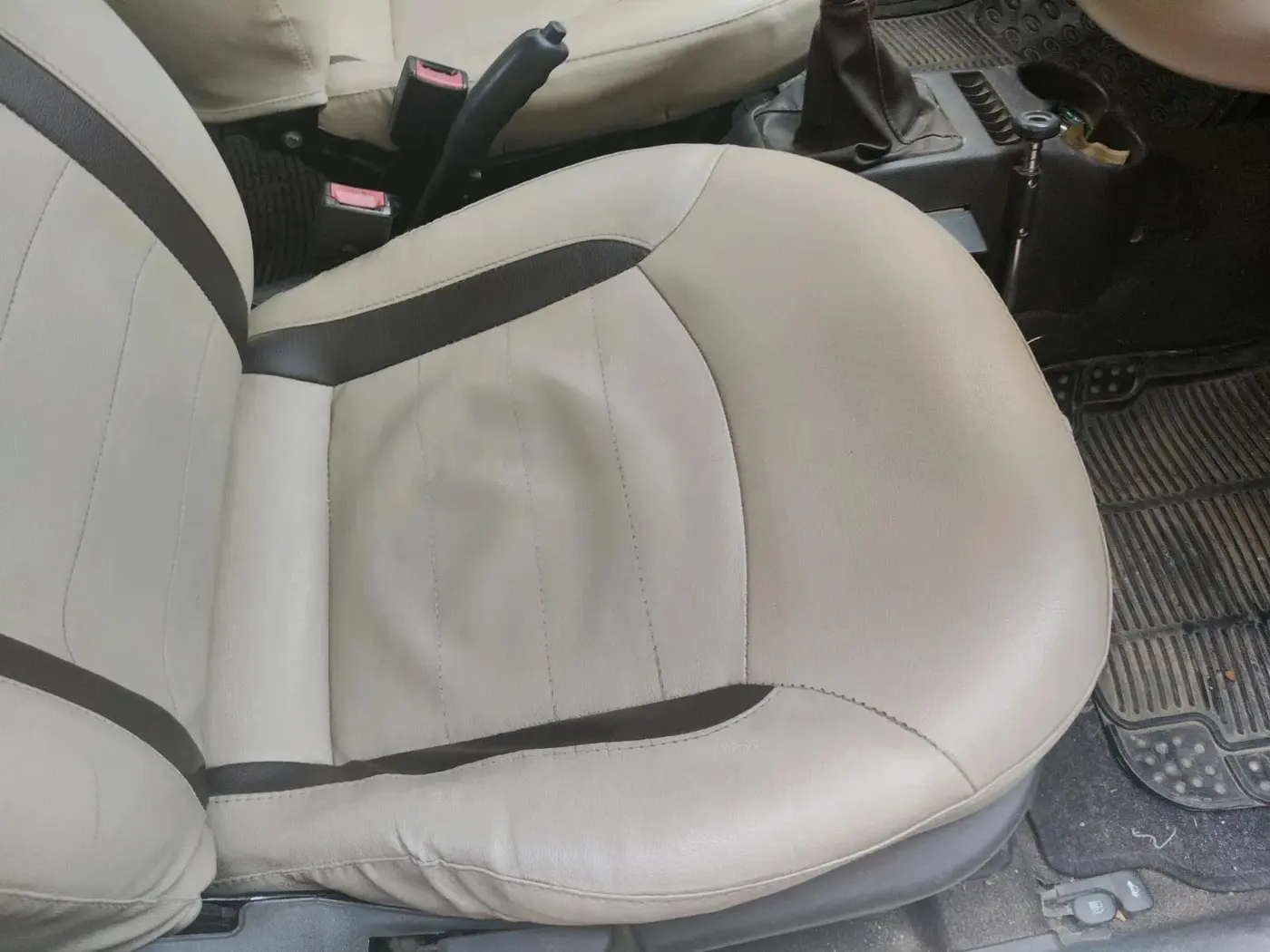2012 Hyundai Santro Xing GL PLUS, Petrol, Manual, 1,06,959 km, interior