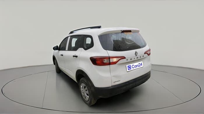 2024 Renault TRIBER RXE MT, Petrol, Manual, 15,079 km, exterior