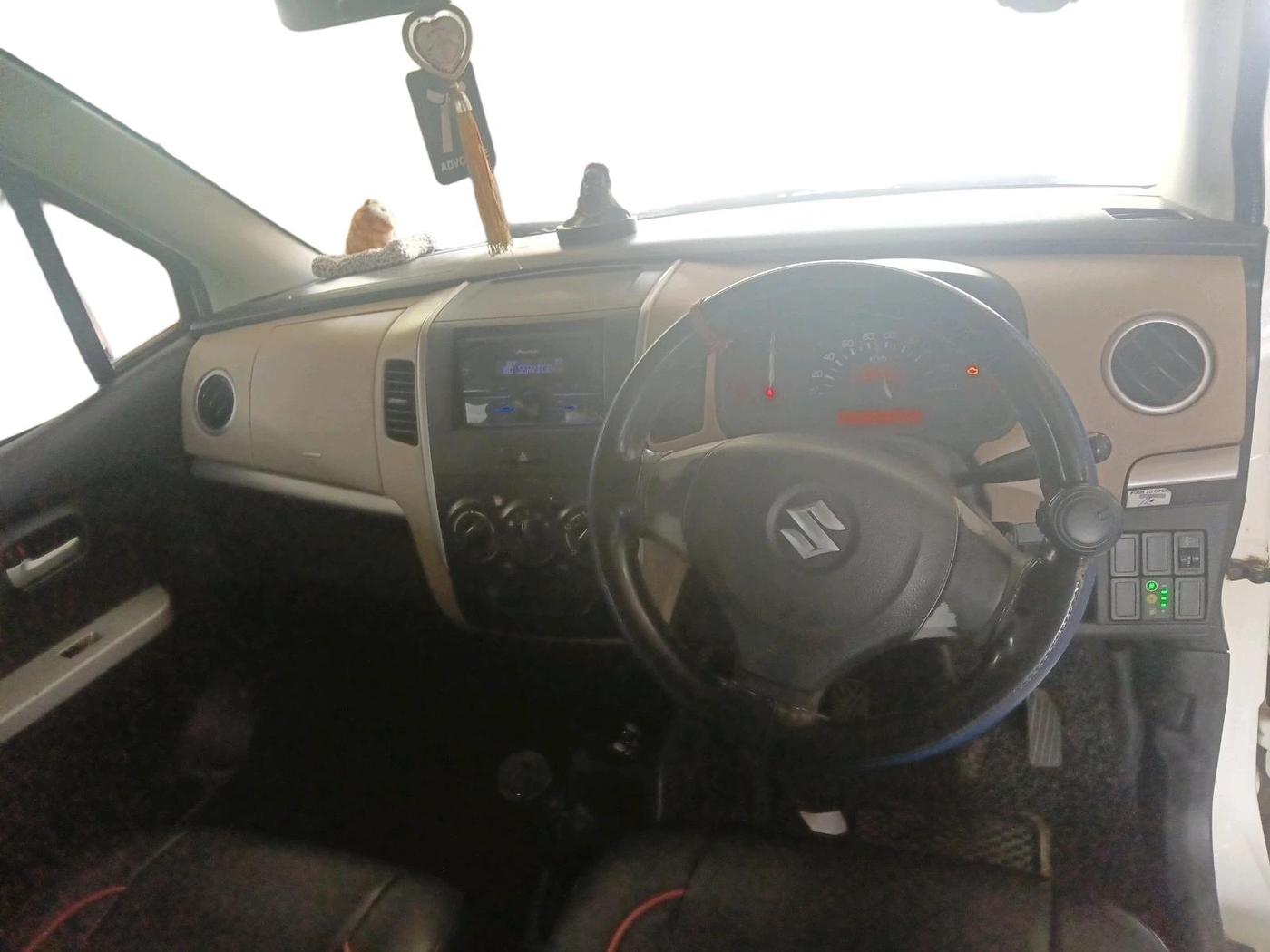 2018 Maruti Wagon R 1.0 LXI CNG, CNG, Manual, 74,293 km, interior