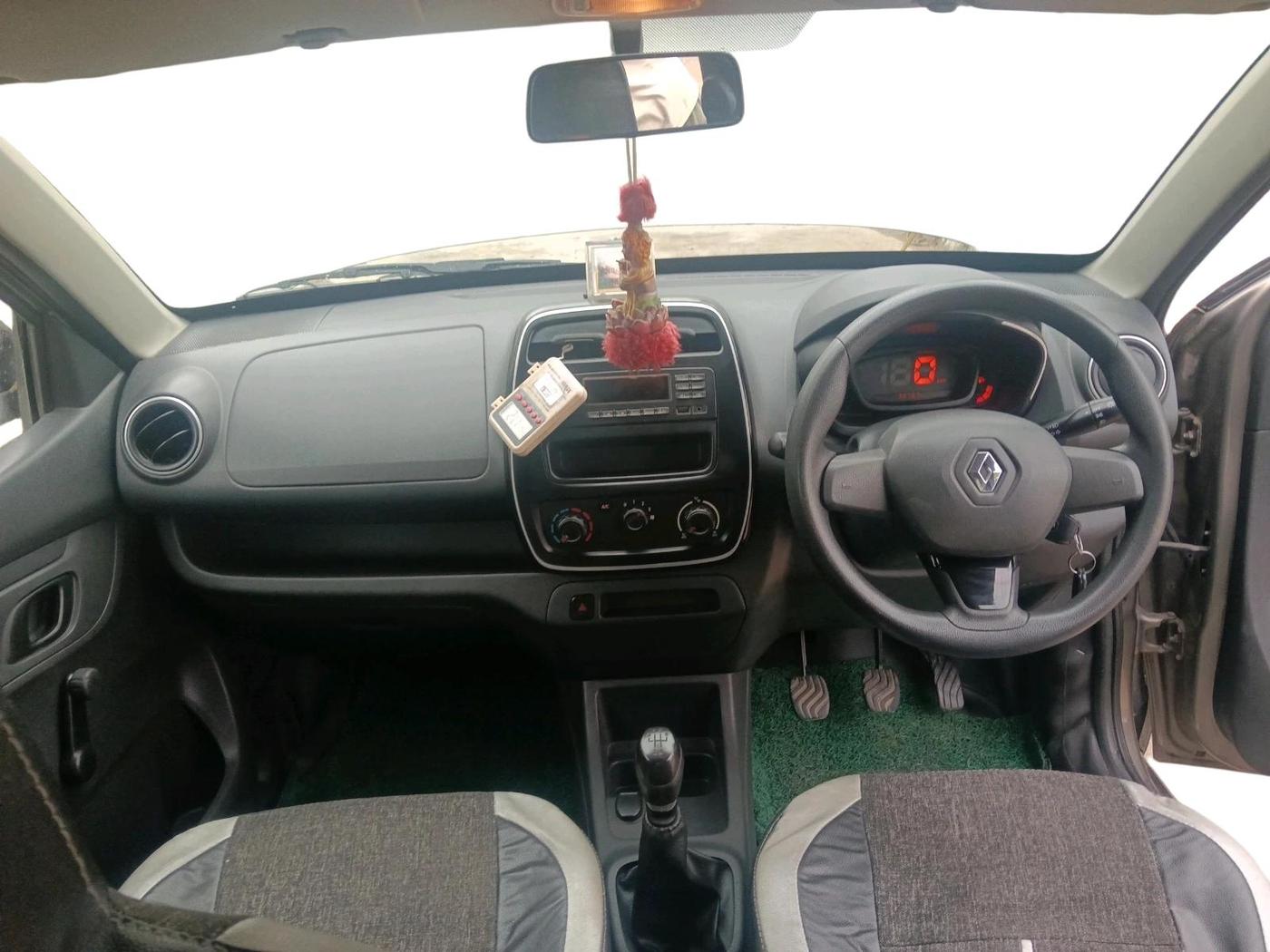 2016 Renault Kwid RXL, Petrol, Manual, 32,767 km, interior