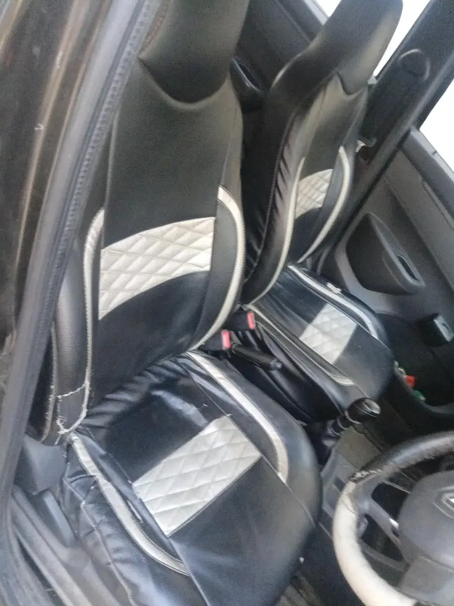 2016 Renault Kwid RXL, CNG, Manual, 83,080 km, interior