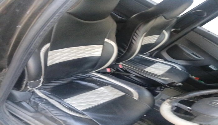 2016 Renault Kwid RXL, CNG, Manual, 83,080 km, interior