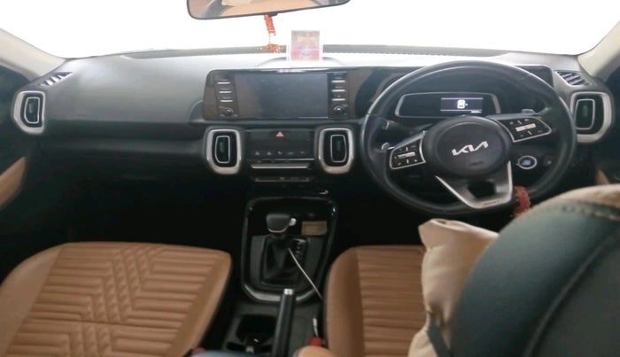 2024 KIA SONET 	 HTX 1.0 TURBO DCT, Petrol, Automatic, 28,869 km, interior