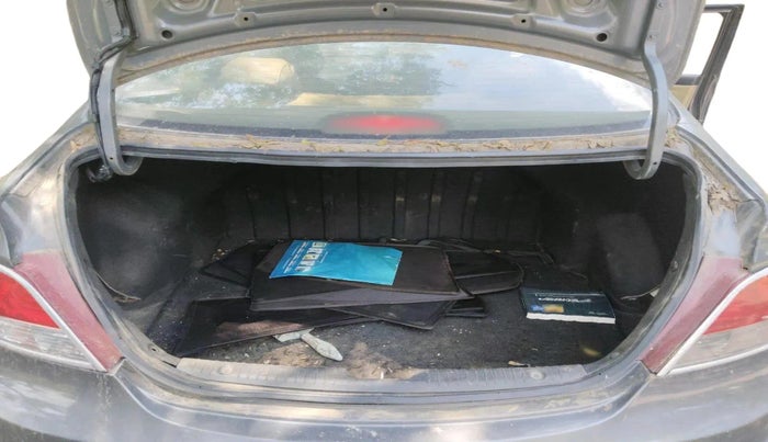 2015 Hyundai Verna FLUIDIC 1.6 CRDI SX, Diesel, Manual, 1,07,014 km, exterior