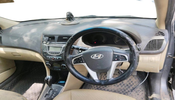 2015 Hyundai Verna FLUIDIC 1.6 CRDI SX, Diesel, Manual, 1,07,014 km, interior