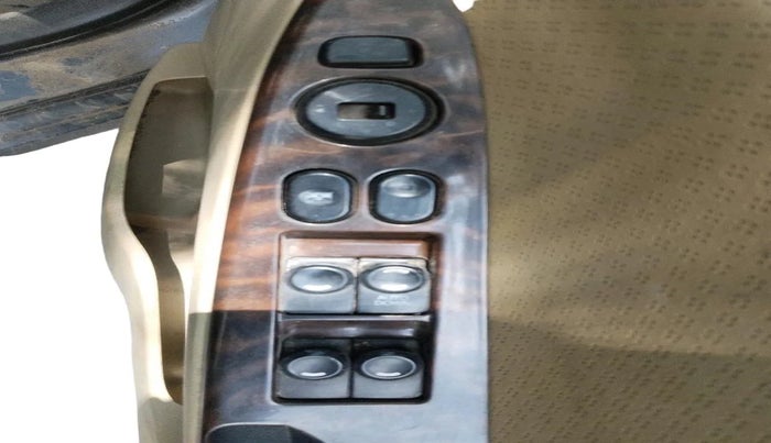 2015 Hyundai Verna FLUIDIC 1.6 CRDI SX, Diesel, Manual, 1,07,014 km, interior