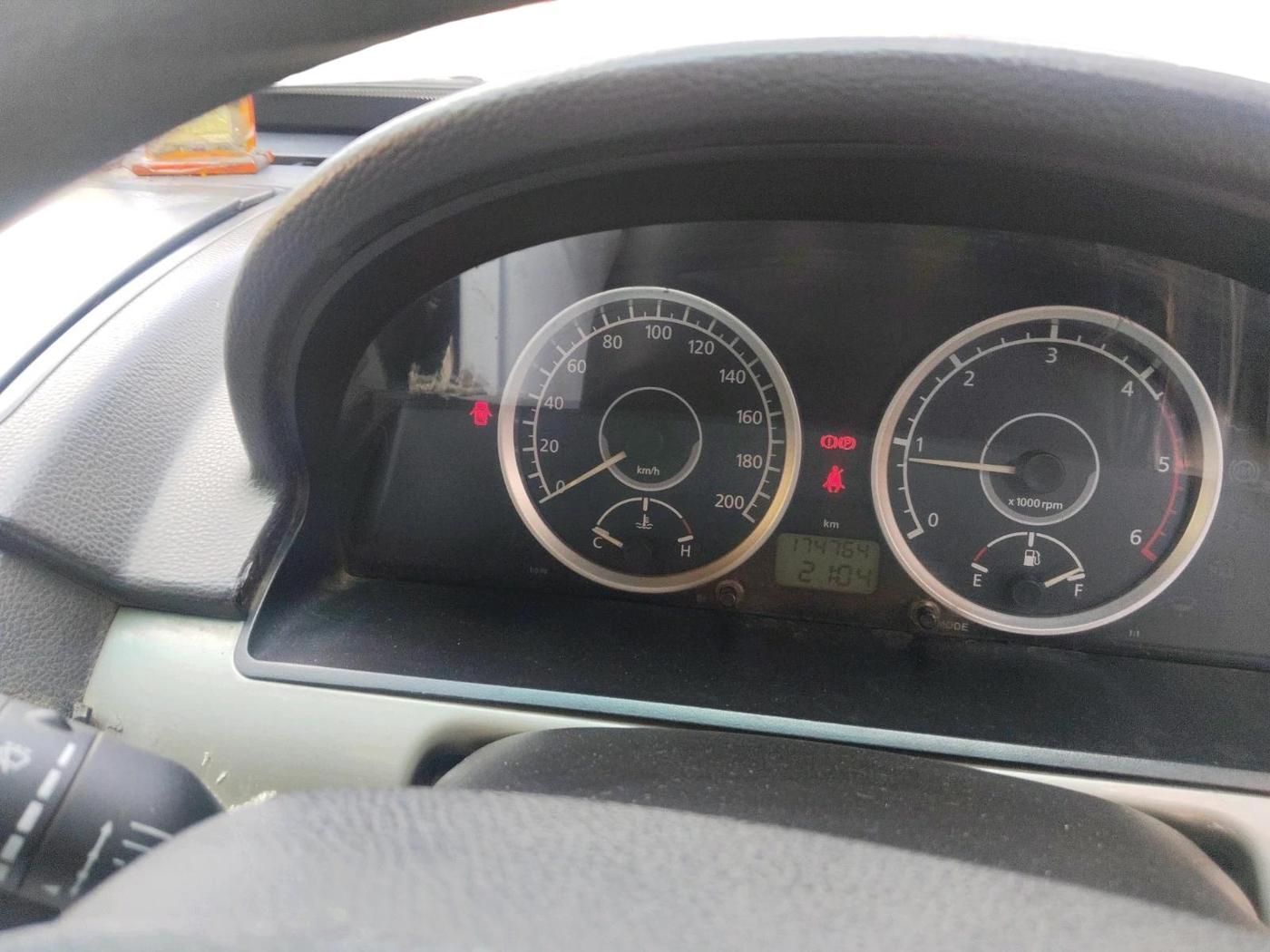 2015 Tata Safari Storme 2.2 VX 4X2, Diesel, Manual, 1,74,764 km, interior