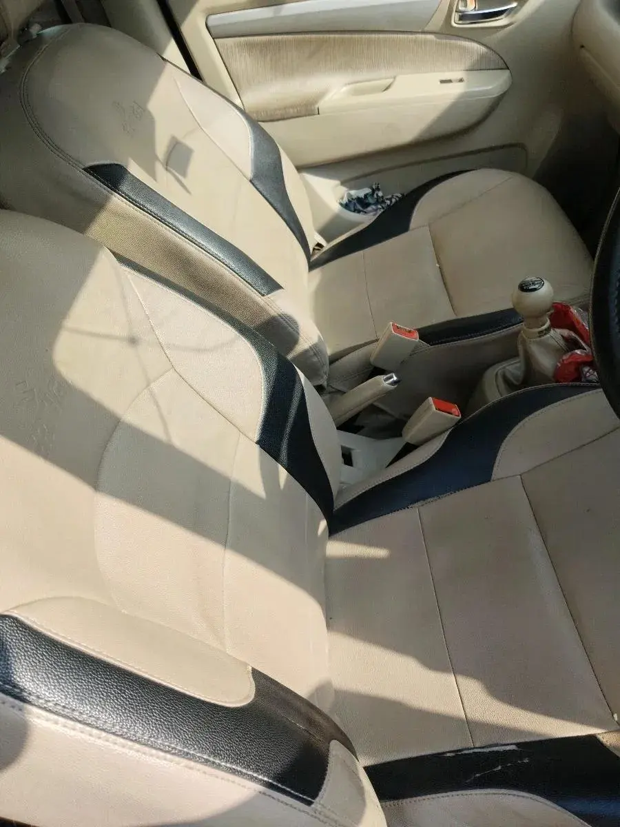 2012 Maruti Ertiga VXI, CNG, Manual, 1,15,000 km, interior
