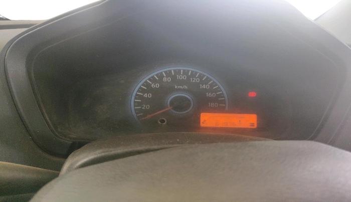 2017 Datsun Redi Go T (O), CNG, Manual, 61,976 km, interior