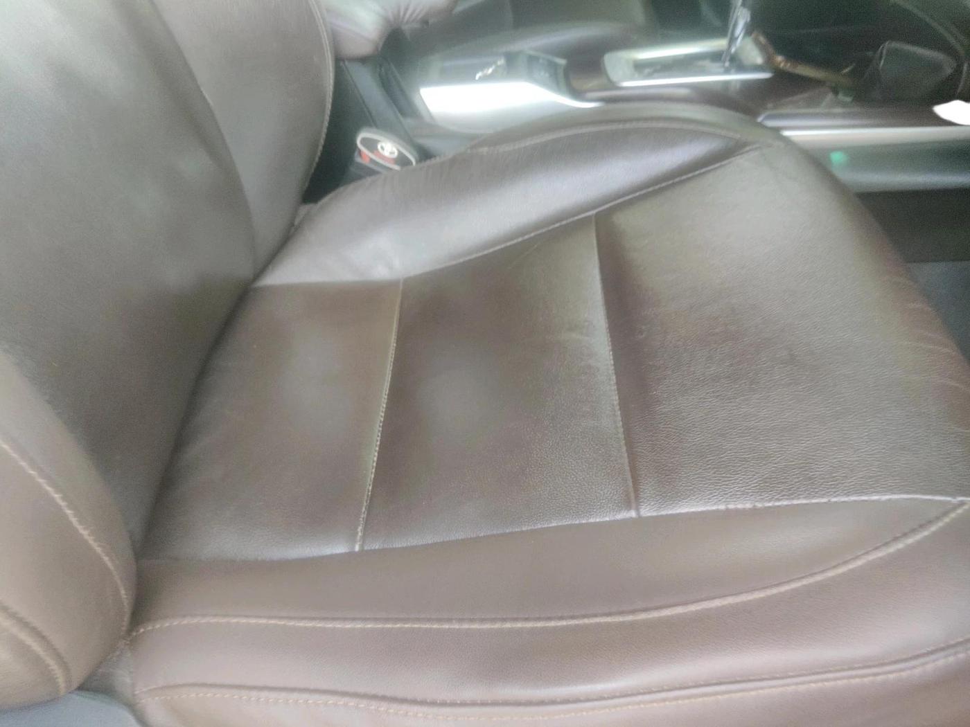 2017 Toyota Fortuner 2.8 4X2 AT, Diesel, Automatic, 2,94,108 km, interior