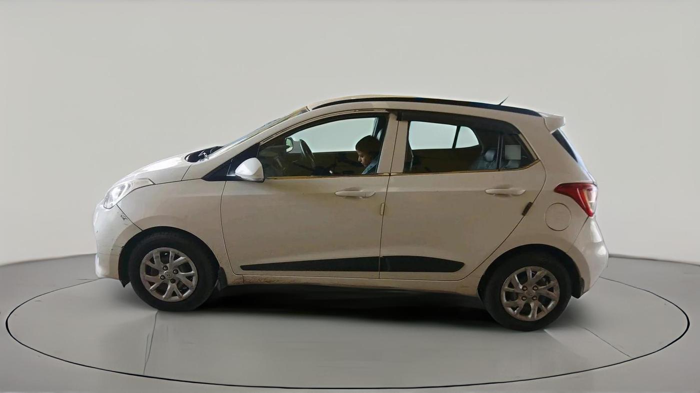2018 Hyundai Grand i10 SPORTZ 1.2 KAPPA VTVT, Petrol, Manual, 1,29,866 km, exterior