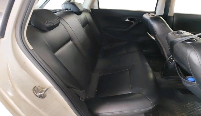 2022 Volkswagen Polo HIGHLINE PLUS 1.0, Petrol, Manual, 50,496 km, interior