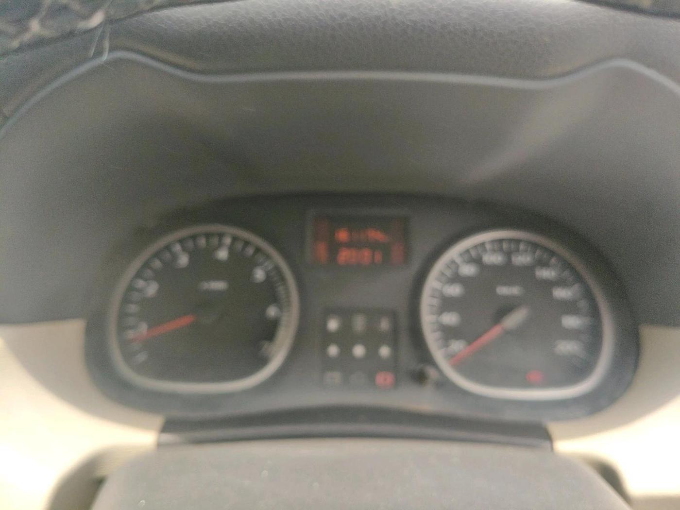 2013 Renault Duster 110 PS RXZ DIESEL, Diesel, Manual, 1,61,174 km, interior