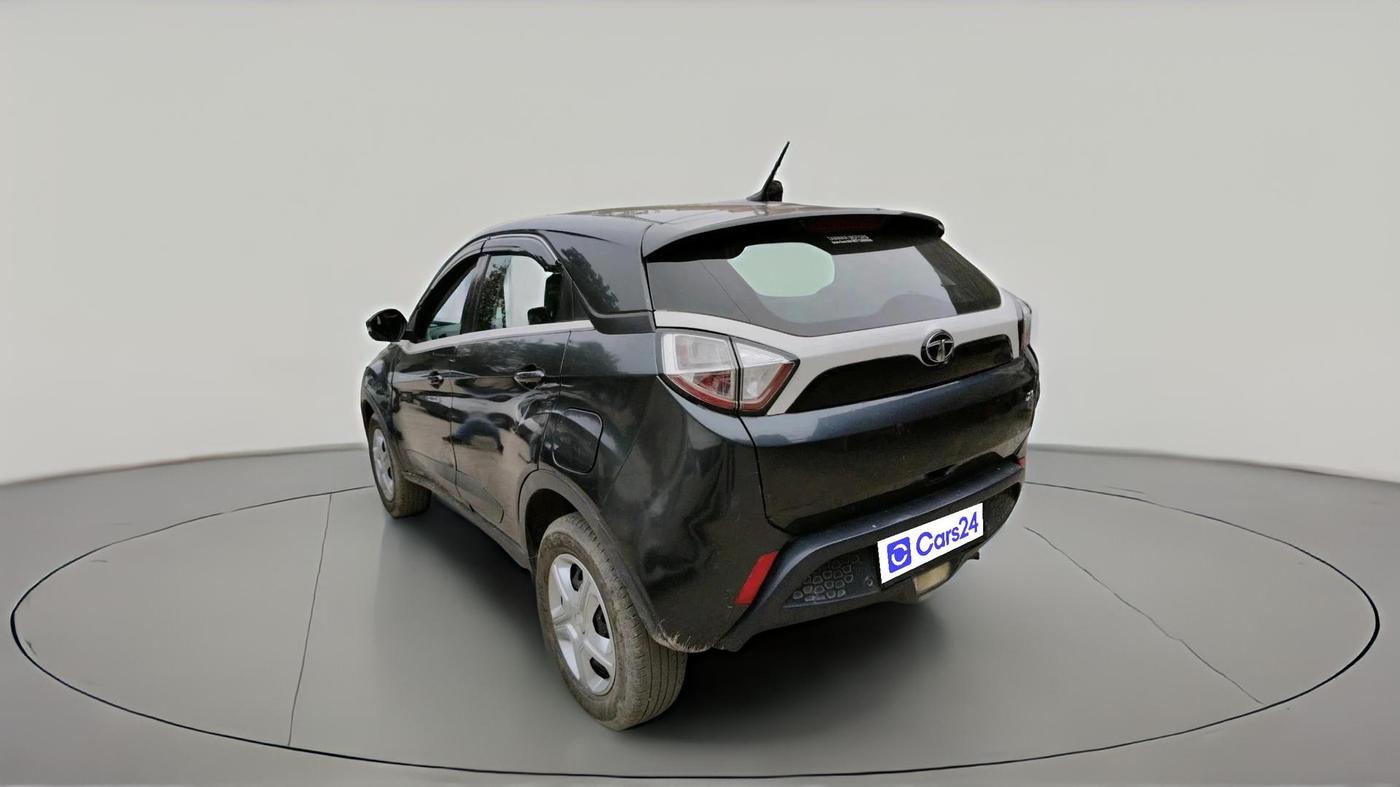 2018 Tata NEXON XM DIESEL, Diesel, Manual, 1,22,461 km, exterior