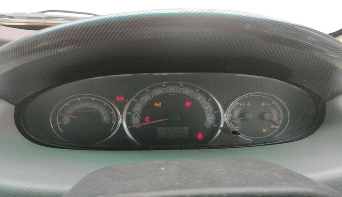 2016 Mahindra NUVOSPORT N8, Diesel, Manual, 1,72,946 km, interior