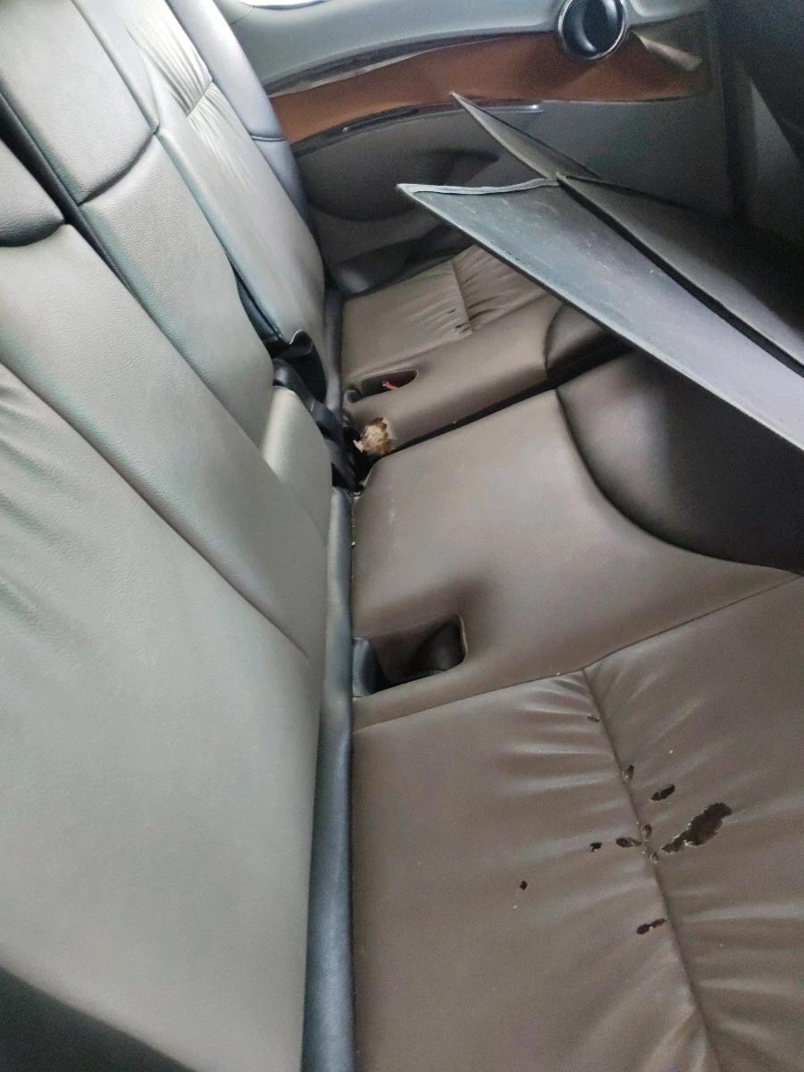 2016 Mahindra NUVOSPORT N8, Diesel, Manual, 1,58,860 km, interior