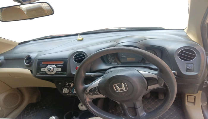 2015 Honda Amaze 1.2L I-VTEC SX, Petrol, Manual, 1,34,235 km, interior