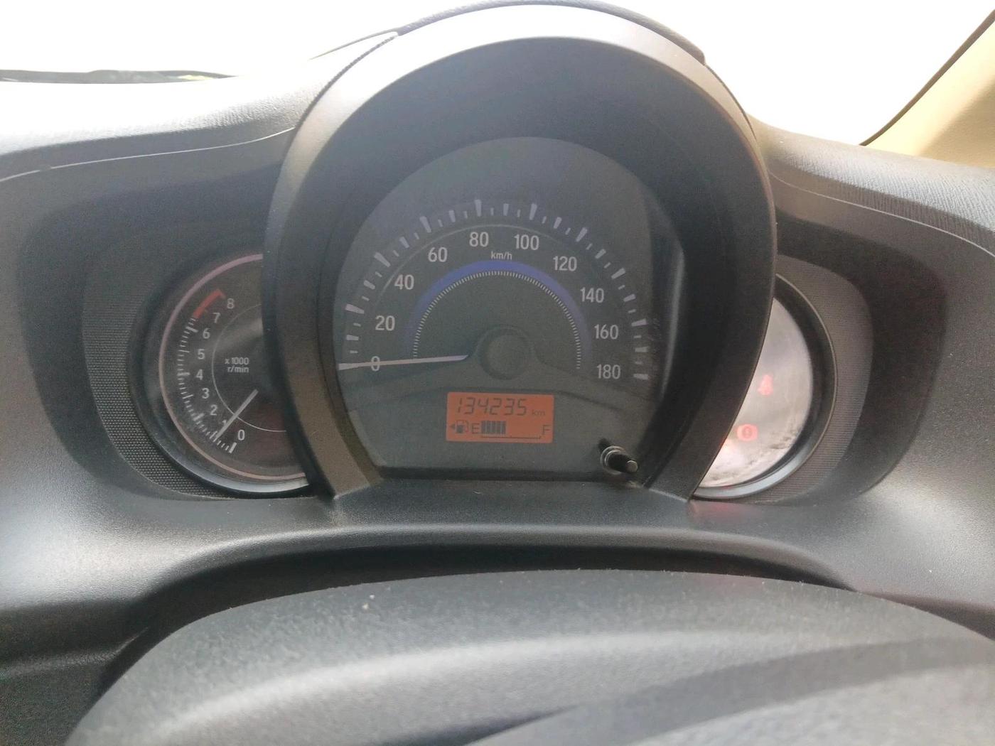 2015 Honda Amaze 1.2L I-VTEC SX, Petrol, Manual, 1,34,235 km, interior