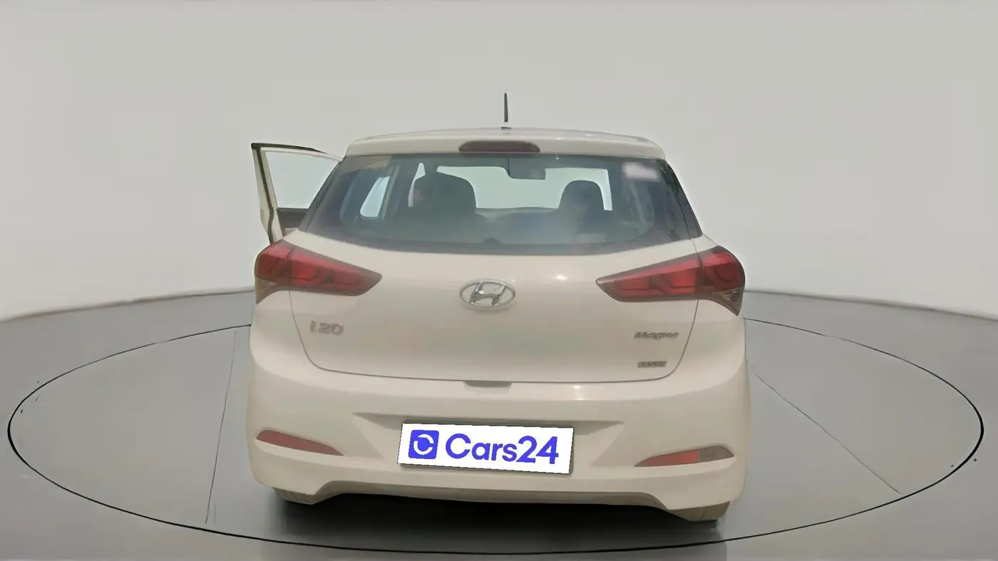 2016 Hyundai Elite i20 MAGNA 1.4 CRDI, Diesel, Manual, 1,04,002 km, exterior