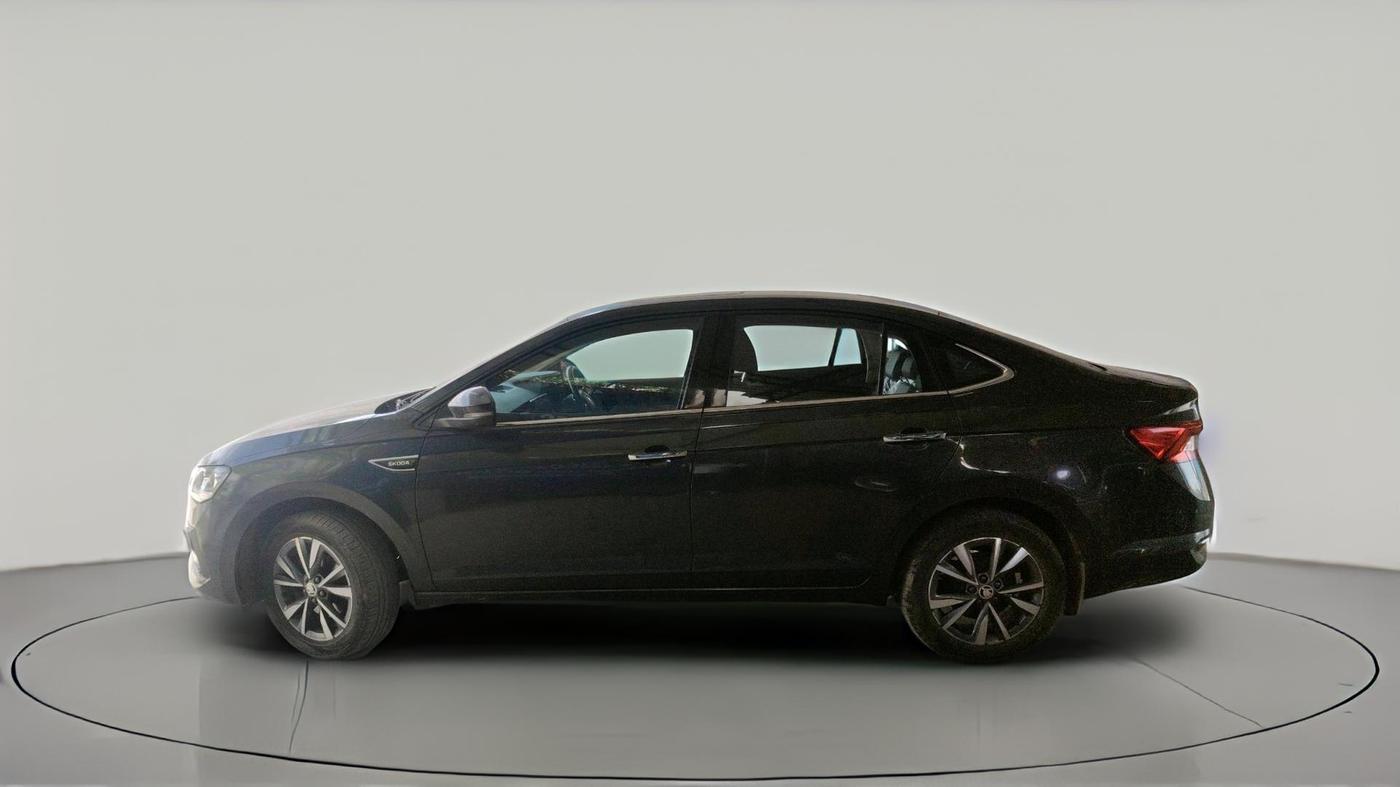 2023 Skoda SLAVIA STYLE 1.5L TSI MT, Petrol, Manual, 30,640 km, exterior
