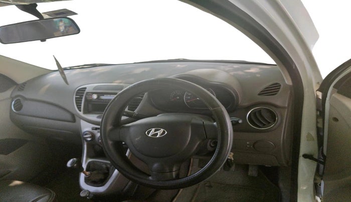 2012 Hyundai i10 MAGNA 1.2, Petrol, Manual, 42,001 km, interior