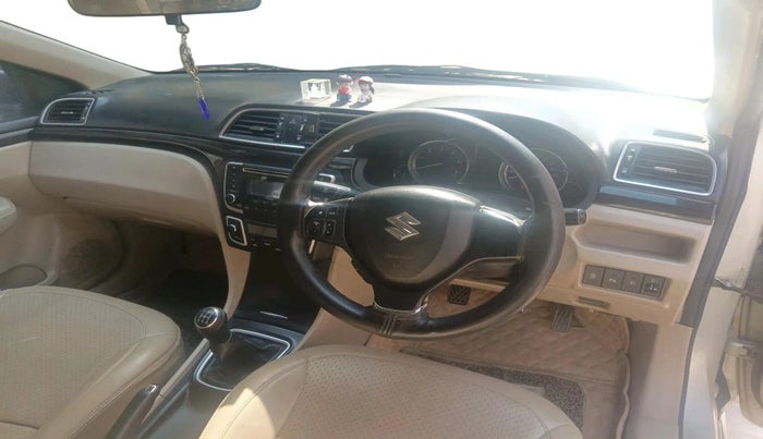 2017 Maruti Ciaz DELTA DIESEL 1.3, Diesel, Manual, 1,20,296 km, interior