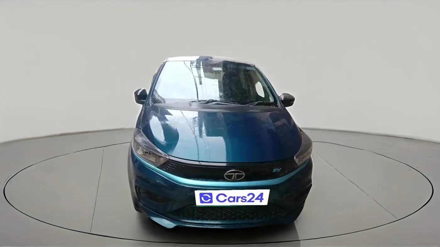 2023 Tata TIAGO EV XT MEDIUM RANGE, Electric, Automatic, 30,393 km, exterior