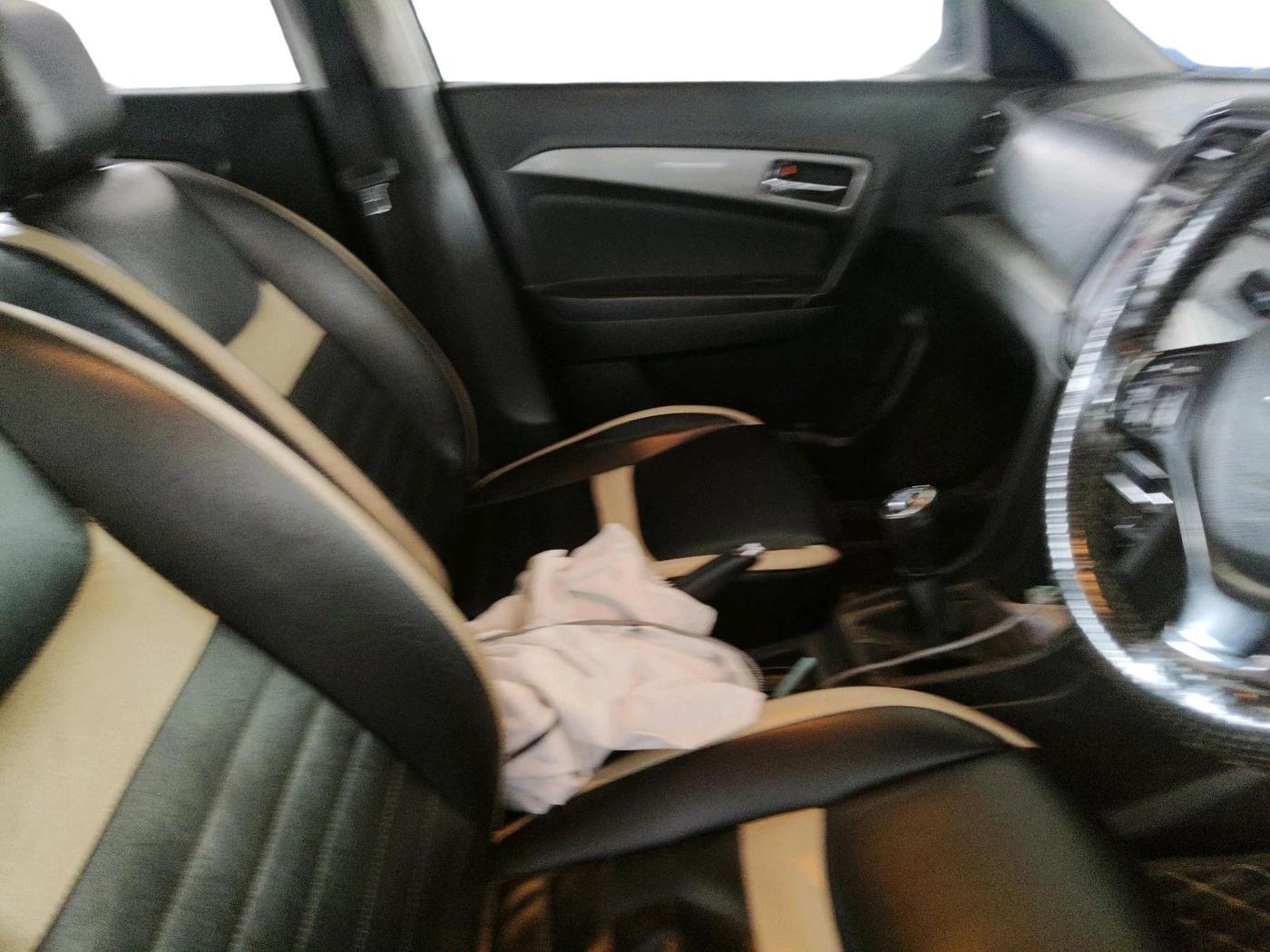 2019 Maruti Vitara Brezza ZDI, Diesel, Manual, 76,816 km, interior
