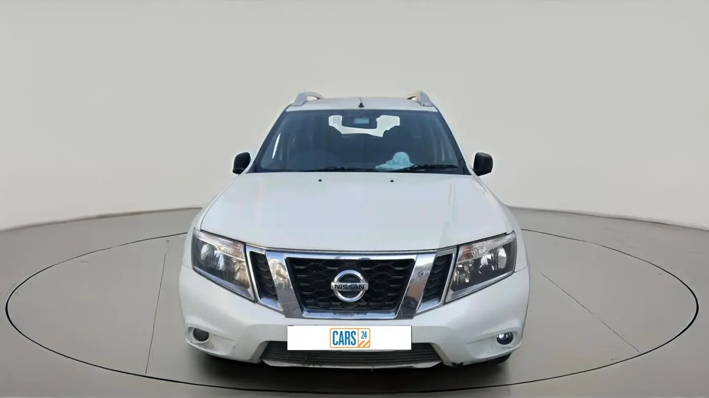 2014 Nissan Terrano XV D THP 110 PS, Diesel, Manual, 2,84,629 km, exterior