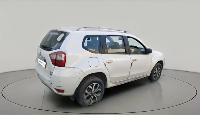 2014 Nissan Terrano XV D THP 110 PS, Diesel, Manual, 2,84,629 km, exterior