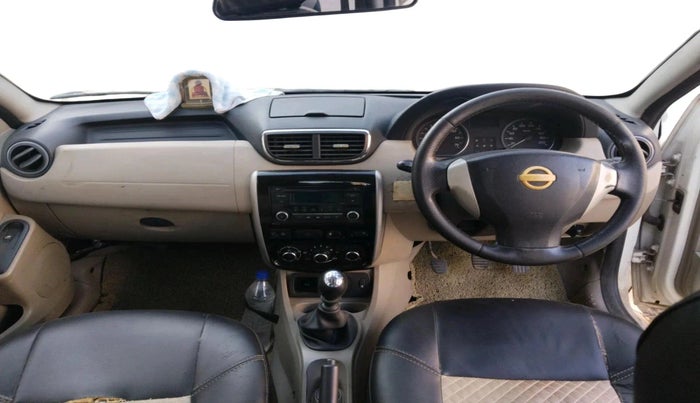 2014 Nissan Terrano XV D THP 110 PS, Diesel, Manual, 2,84,629 km, interior