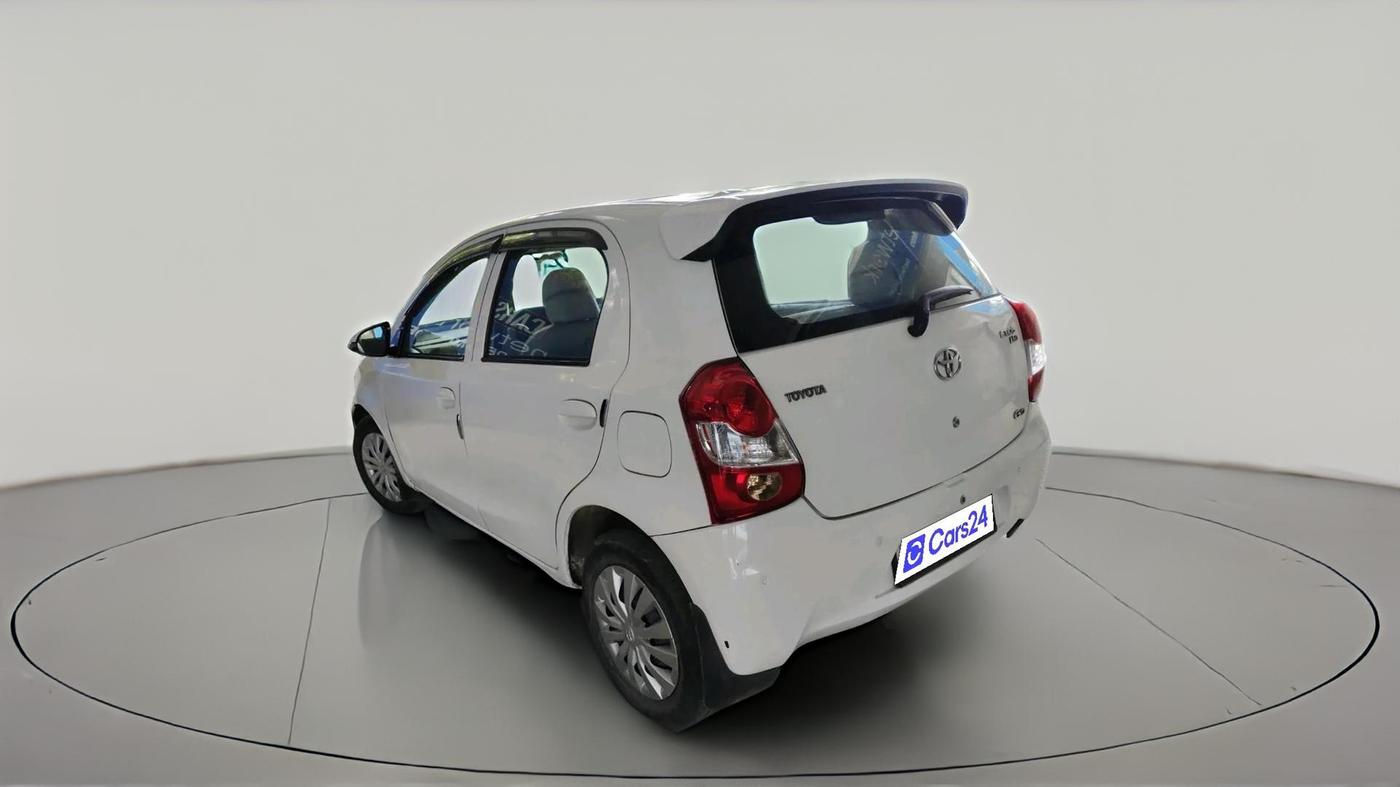 2015 Toyota Etios Liva GD, Diesel, Manual, 1,49,407 km, exterior