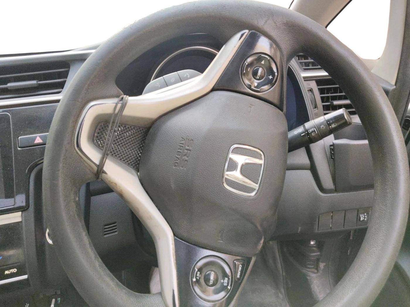 2018 Honda WR-V 1.5L I-DTEC VX MT, Diesel, Manual, 1,24,892 km, interior
