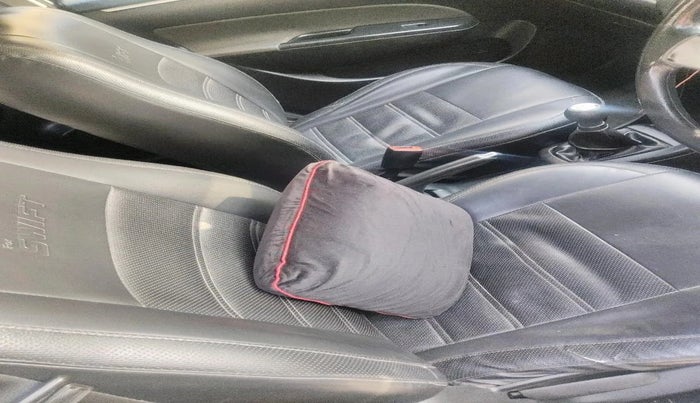 2014 Maruti Swift VXI, Petrol, Manual, 1,26,903 km, interior