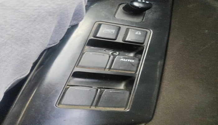 2014 Maruti Swift VXI, Petrol, Manual, 1,26,903 km, interior