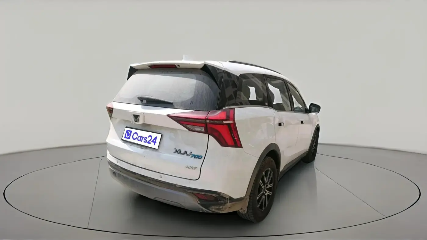 2022 Mahindra XUV700 AX 7 LUXURY D AT 7 STR, Diesel, Automatic, 1,34,500 km, exterior