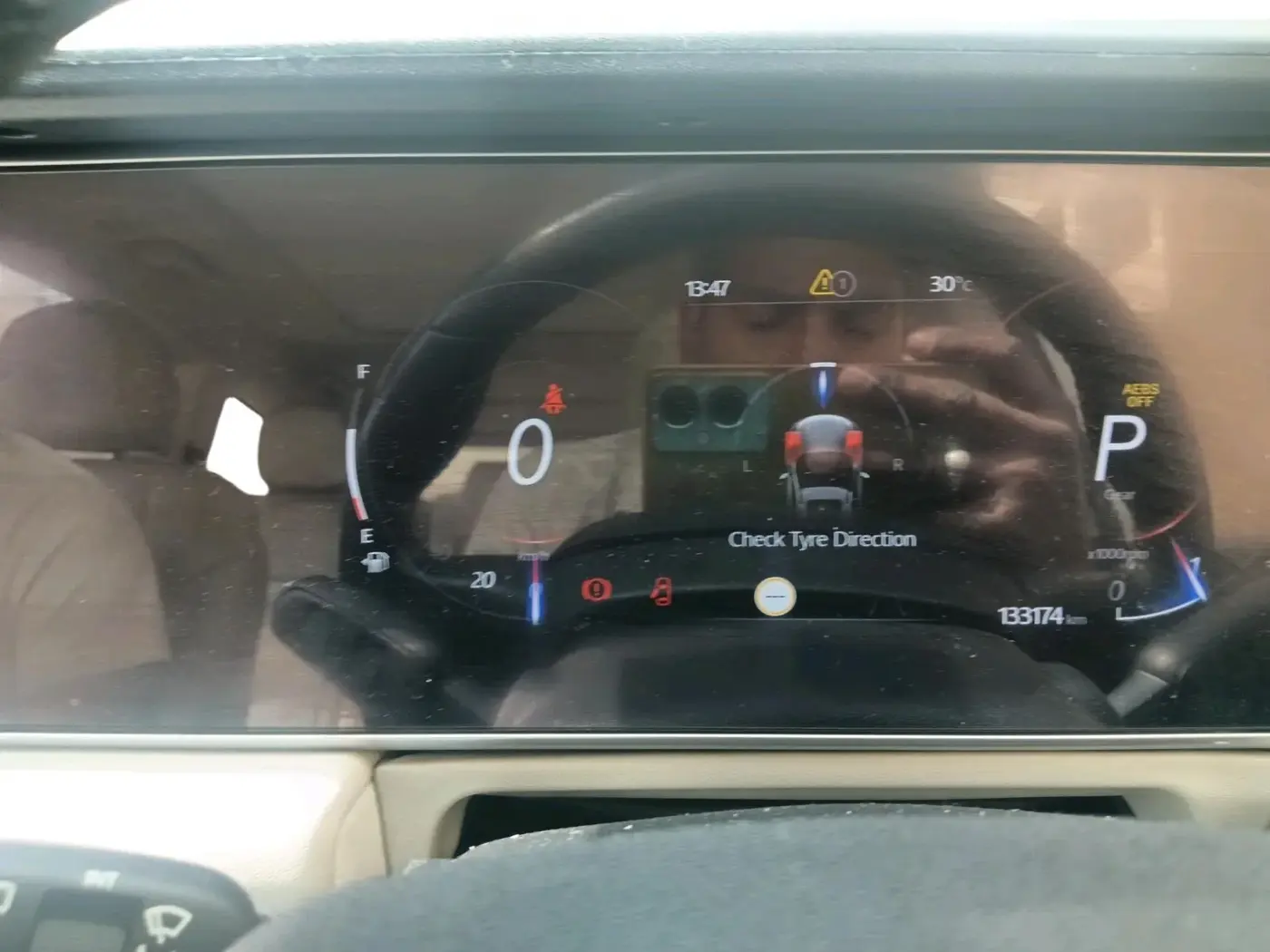 2022 Mahindra XUV700 AX 7 LUXURY D AT 7 STR, Diesel, Automatic, 1,34,500 km, interior